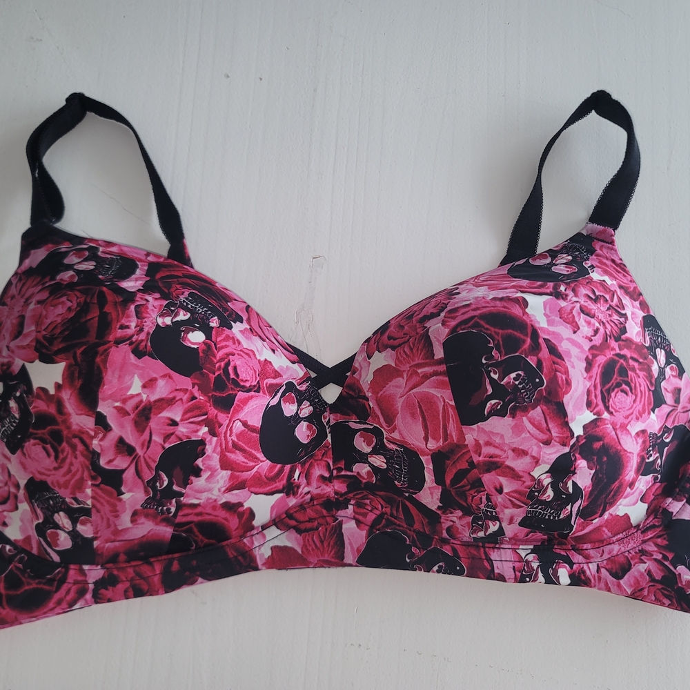 40D Torrid Curve Floral Pink With Black Skulls Wireless Push-up Bra